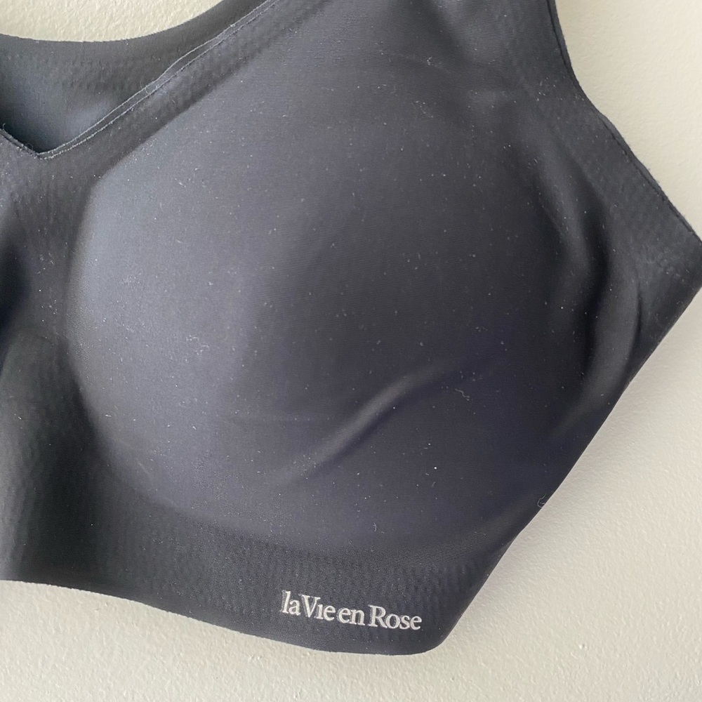 La Vie en Rose Seamless Launch Tank Bra, Size M - Picture 4 of 7